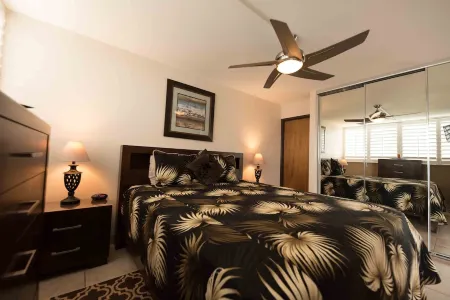 Specials in 2025 Beautiful 2 b/2ba beachfront condo Oceanview in Maalaea Maui