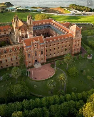 An EXCELLENT apartment in the CENTER OF COMILLAS Hotels in 
