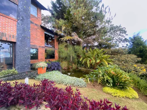 Increíble Casa de Campo con Hermosa Vista Hotel a Retiro