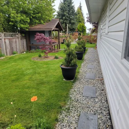 Homey Place in Sechelt , close to town and beaches