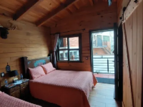 Cabañas Big Mountain Hotels in Bernal