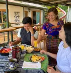 Jenna's River Bed & Breakfast - breakfast