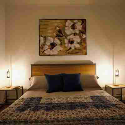 Tring Grange Cottage - Sleeps 2 - Onsite Parking Rooms