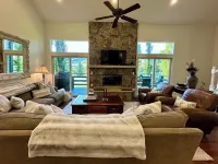 Mountain Chalet on Golf Course with Beautiful Views Hotels in Eagle-Vail