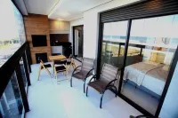 Luxury Apartment with Sea View