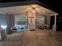 Charming 3-Bedroom House on the Water