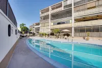 Centrally Located Kailua-Kona Condo w/ Lanai!