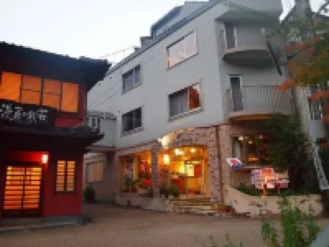 Petit Hotel Yubara Resort Hotels in Maniwa