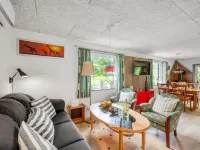 "Alivia" - 200m from the sea - Homestays