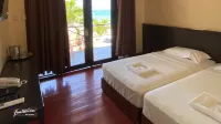 24/7 Lantawan Resort - balcony