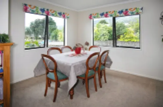 Fishermans Delight - Modern Comfort & Style – Walk to Town, Cafés & the Pub