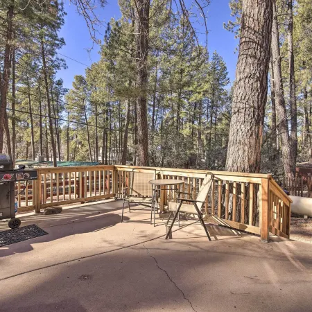 Hike and Relax Fireside Dog-Friendly Gem in Payson!