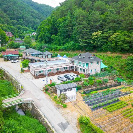 Inje Rainbow Pension