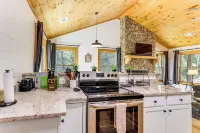 Mccaysville Cabin: Fire Pit, BBQ + More! - parking