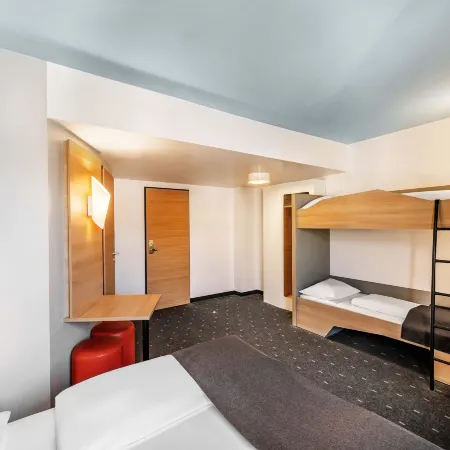 B&B HOTEL Weil am Rhein/Basel Отели рядом с достопримечательностью «Железнодорожный вокзал Базель-Бадишер-Банхоф»