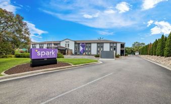 Spark by Hilton Roanoke Civic Center