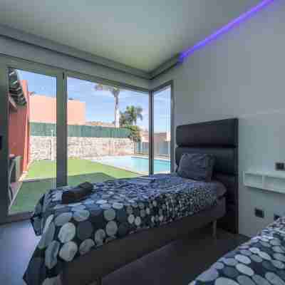 Chalet in Maspalomas with Heated Pool Rooms