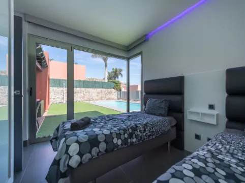 Chalet in Maspalomas with Heated Pool