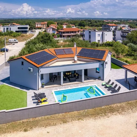 Villa with Private Illuminated Pool