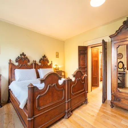 Villa in Cortona with Pool