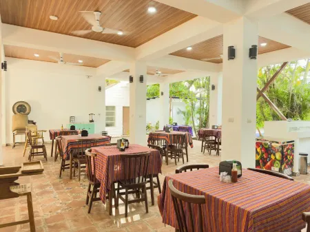 Hotel la Estancia Отели в г. Сан Луис Тальпа