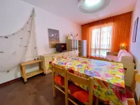 Flat a Few Steps from the Beach