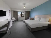 Mantra Melbourne Melton Hotel a Cobblebank