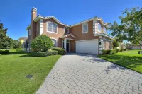 6 Bed, 2 Suites, Pool, Spa, Games Room #800 6 Bedroom Villa