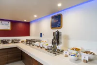 Holiday Inn Express GLASGOW AIRPORT by IHG - breakfast