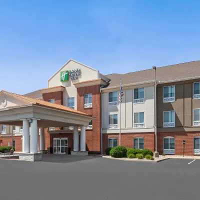 Holiday Inn Express & Suites URBANA-CHAMPAIGN (U OF I AREA) by IHG Hotels near Illini Union
