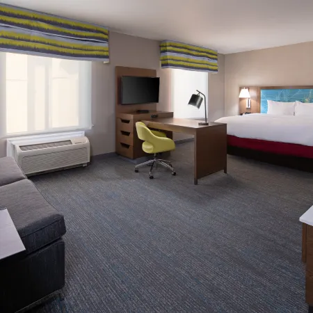 Hampton Inn Visalia