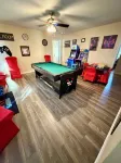 Cozy 5 Bedroom/ 9 Beds, 3 Full Baths with Game Room