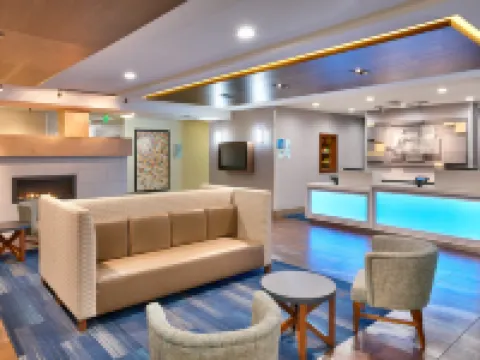 ホリデイ イン エクスプレス & スイーツ オレム-ノース プロボ by IHG オレムのホテル