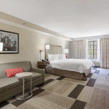 Hampton Inn Salem Отели в г. Сейлем