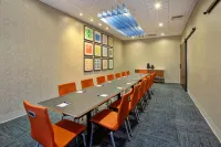 Holiday Inn Express & Suites New Castle by IHG