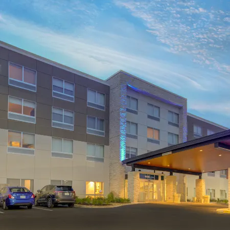 Holiday Inn Express & Suites KING GEORGE - DAHLGREN by IHG