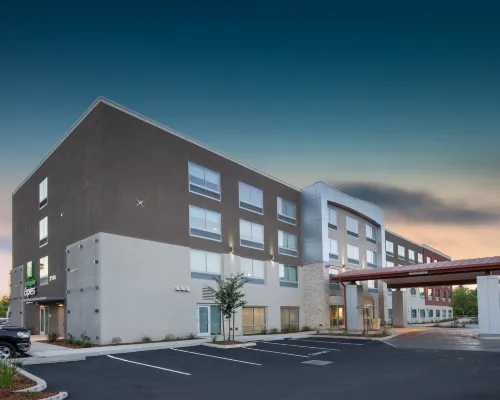 Holiday Inn Express & Suites CHICO by IHG Hotels in Chico