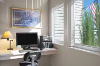 Super 8 by Wyndham Lewistown