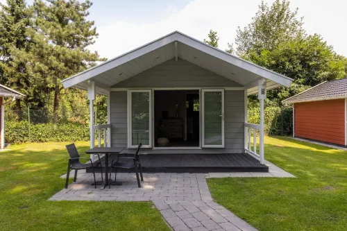 Tiny House in Brabant with Cozy Terrace - piscine