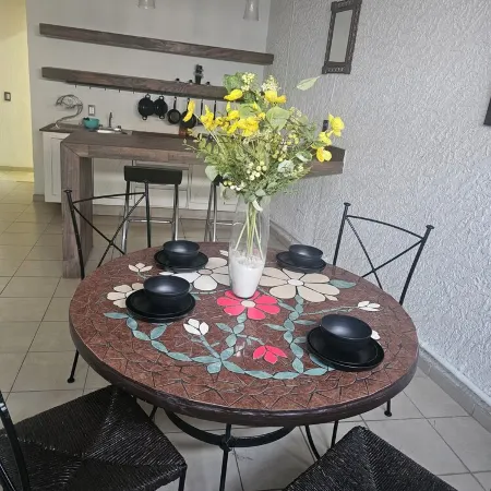 Fast Wifi•Private Apto•Street Entry•Garden•CableTV