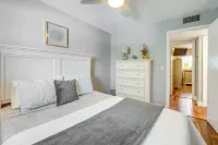 Cozy Singer Island Condo: Walk to Beach & Marina! - parking