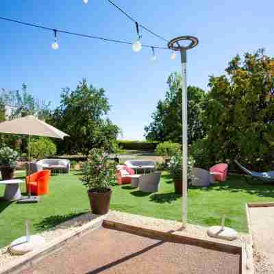 Hôtel Novotel Bourges Hotel Exterior