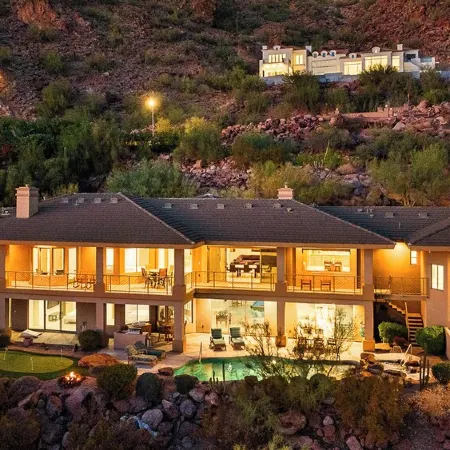 8Br Camelback Villa - Mountain Views, Pool, Spa, Theater & Outdoor Living