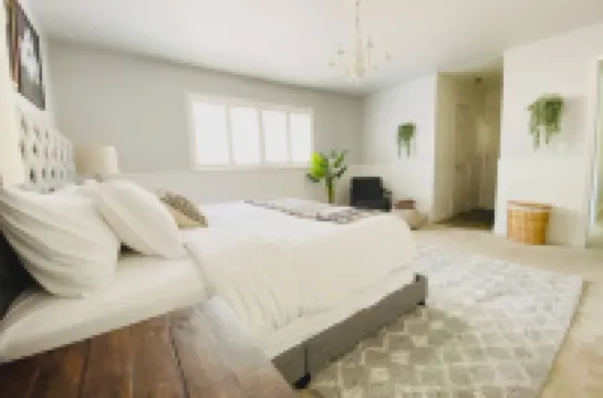 Relax Near Yosemite. Cozy House with King Bed/Fast Wifi/Hot Tub. Near Town.