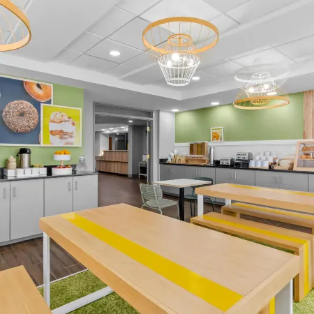Spark by Hilton Lynchburg - University Area & Hwy 460