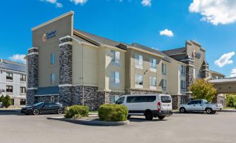 Comfort Inn & Suites