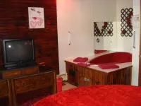 Cedar Grove Motel Hotels in Logan Township