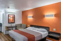 Motel 6 Medford, or - North