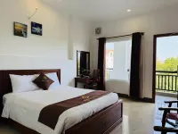 Ninh Chu 2 Hotel - balcony