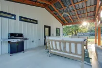 New Home, Short Walk to Lake Texomas Sandy Shores - 4-Star